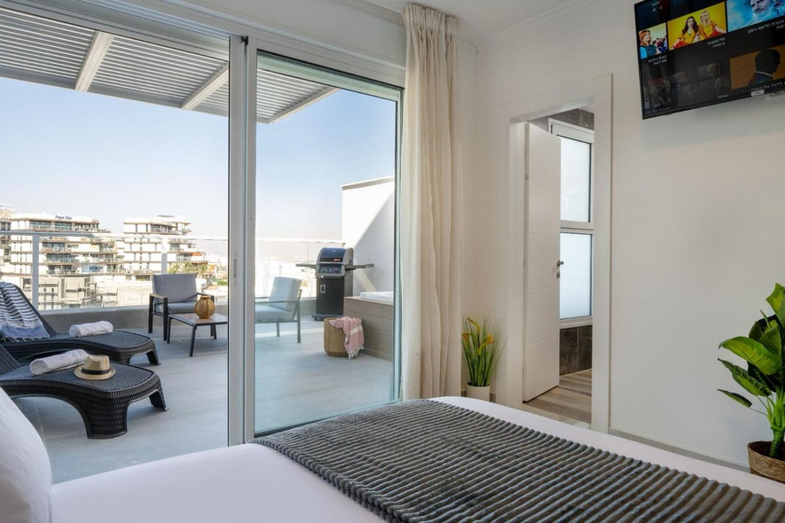 Ferienwohnung Mountain And Sea View - Penthouse With Private Pool Eilat Exterior foto